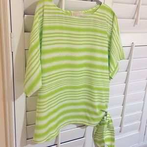 Michael Kirsten short sleeve side tie blouse Size L
